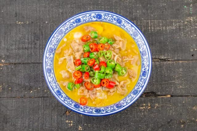 Ile kcal ma zupka chińska Vifon curry? Sprawdź kaloryczność i skład! Ile kcal ma zupka chińska Vifon curry? Sprawdź kaloryczność i skład!