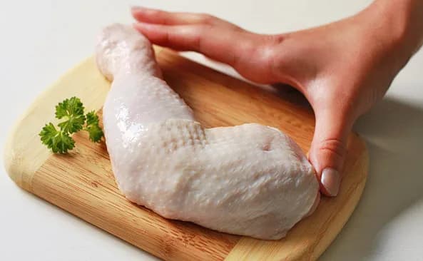 Kurczak pieczony ile kalorii? Zaskakujące wartości i wpływ na dietę Kurczak pieczony ile kalorii? Zaskakujące wartości i wpływ na dietę