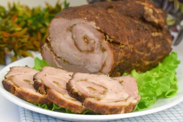 Jak przyrządzić karczek w piekarniku, aby był soczysty i aromatyczny Jak przyrządzić karczek w piekarniku, aby był soczysty i aromatyczny