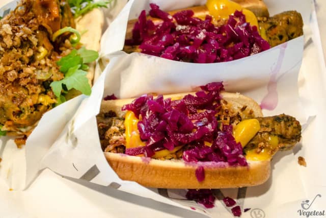Ile kcal ma hot dog z Ikei? Zaskakujące różnice w kaloryczności! Ile kcal ma hot dog z Ikei? Zaskakujące różnice w kaloryczności!